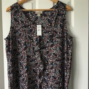 Sleeveless ruffled blouse NWT